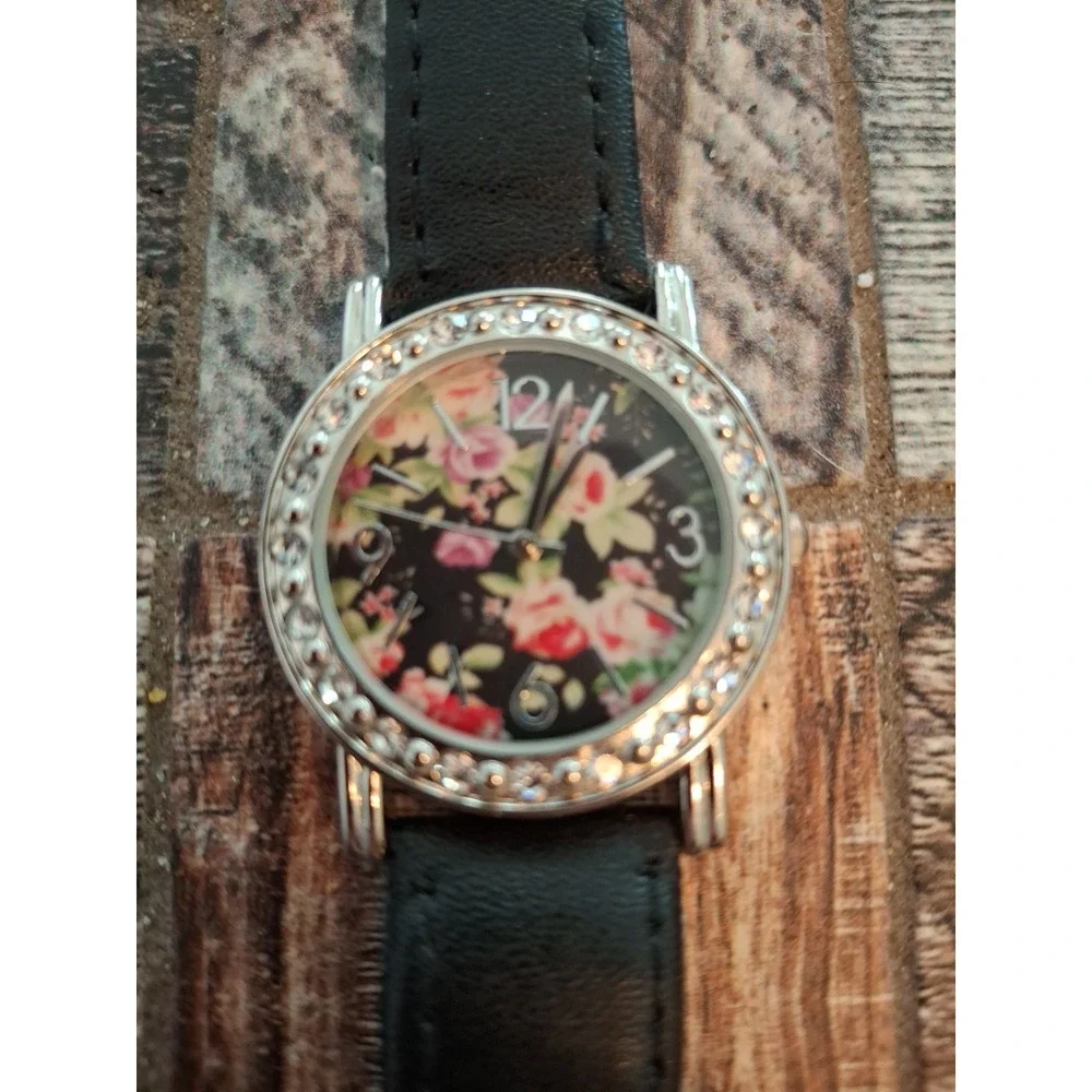 Lot Of 5 Womens Quartz Watches. Assorted Colors & Styles. Working,New Batteries
